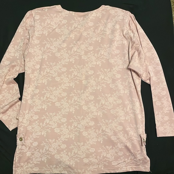Higher Estate Pink Long Sleeve Blouse with rose print - Picture 6 of 6